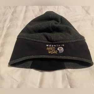 Black gray winter beanie hat mountain